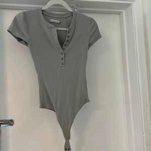 Abercrombie & Fitch Short Sleeve Bodysuit